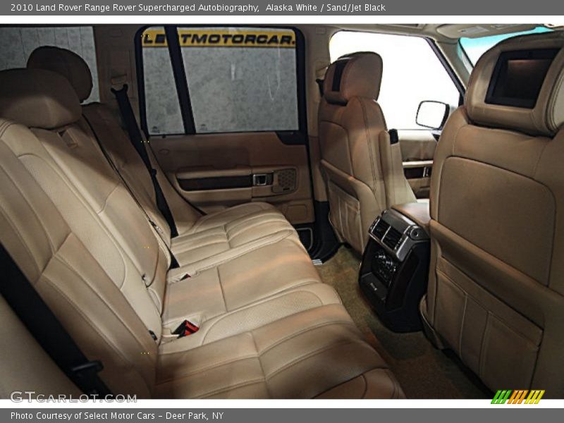 Alaska White / Sand/Jet Black 2010 Land Rover Range Rover Supercharged Autobiography