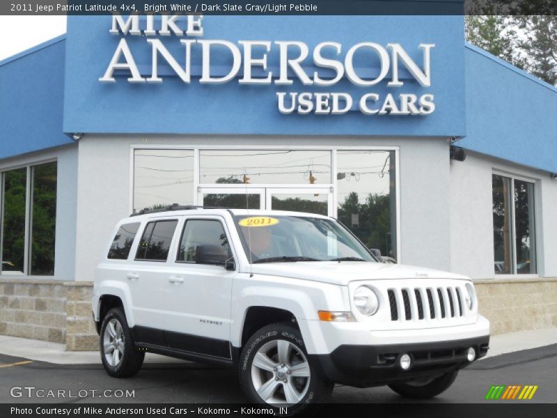 Bright White / Dark Slate Gray/Light Pebble 2011 Jeep Patriot Latitude 4x4