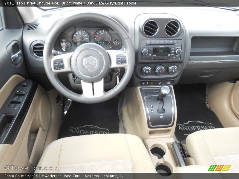 Bright White / Dark Slate Gray/Light Pebble 2011 Jeep Patriot Latitude 4x4
