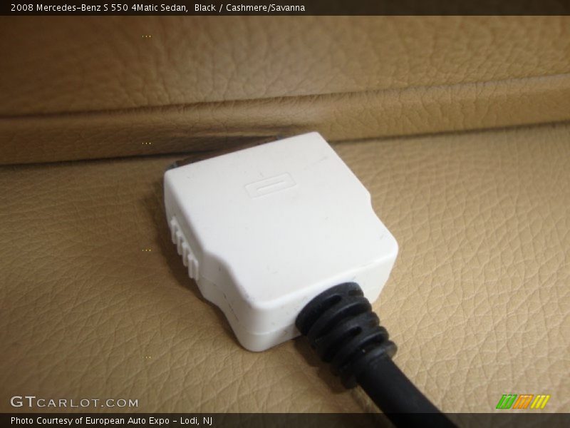 Black / Cashmere/Savanna 2008 Mercedes-Benz S 550 4Matic Sedan