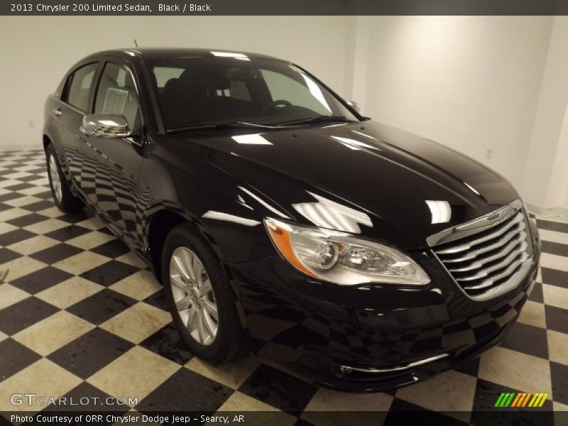 Black / Black 2013 Chrysler 200 Limited Sedan