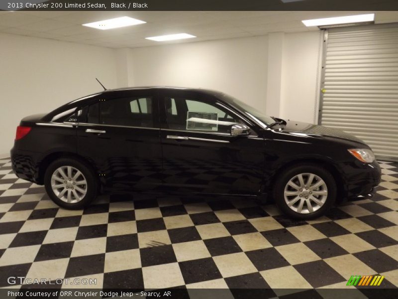 Black / Black 2013 Chrysler 200 Limited Sedan
