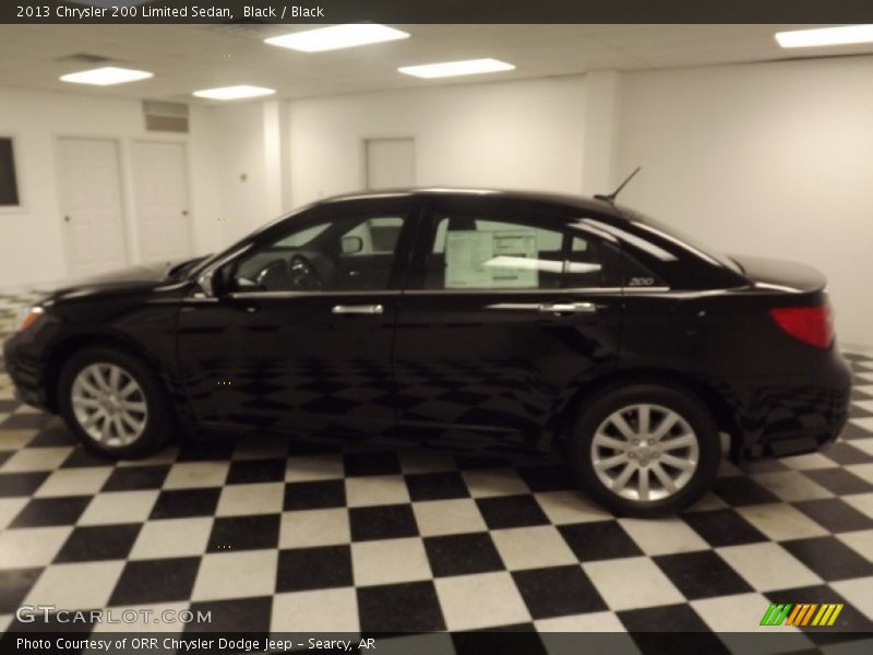 Black / Black 2013 Chrysler 200 Limited Sedan