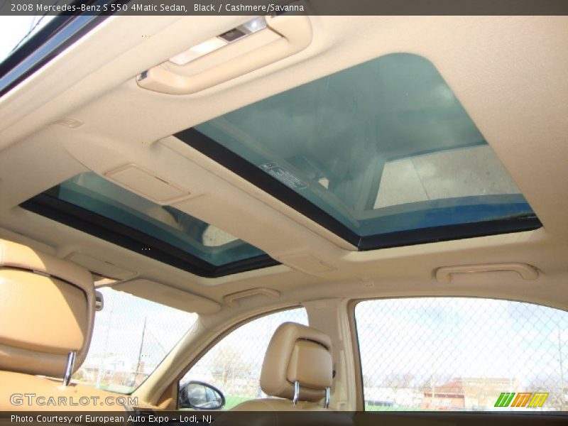 Sunroof of 2008 S 550 4Matic Sedan