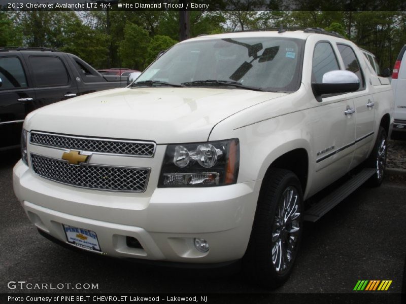 White Diamond Tricoat / Ebony 2013 Chevrolet Avalanche LTZ 4x4