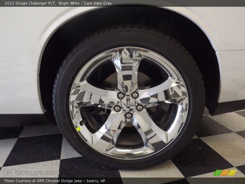 Bright White / Dark Slate Gray 2013 Dodge Challenger R/T