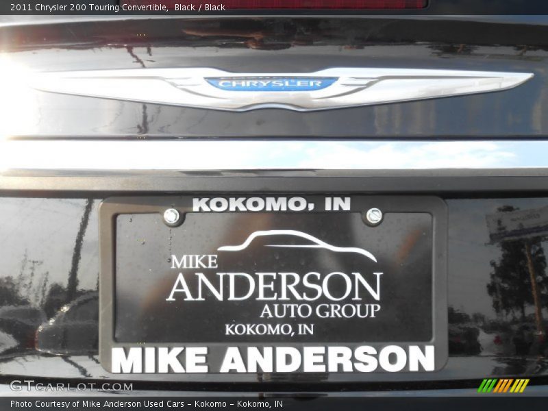 Black / Black 2011 Chrysler 200 Touring Convertible