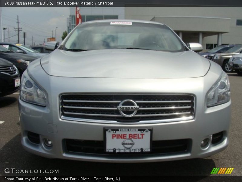Radiant Silver Metallic / Charcoal 2009 Nissan Maxima 3.5 S