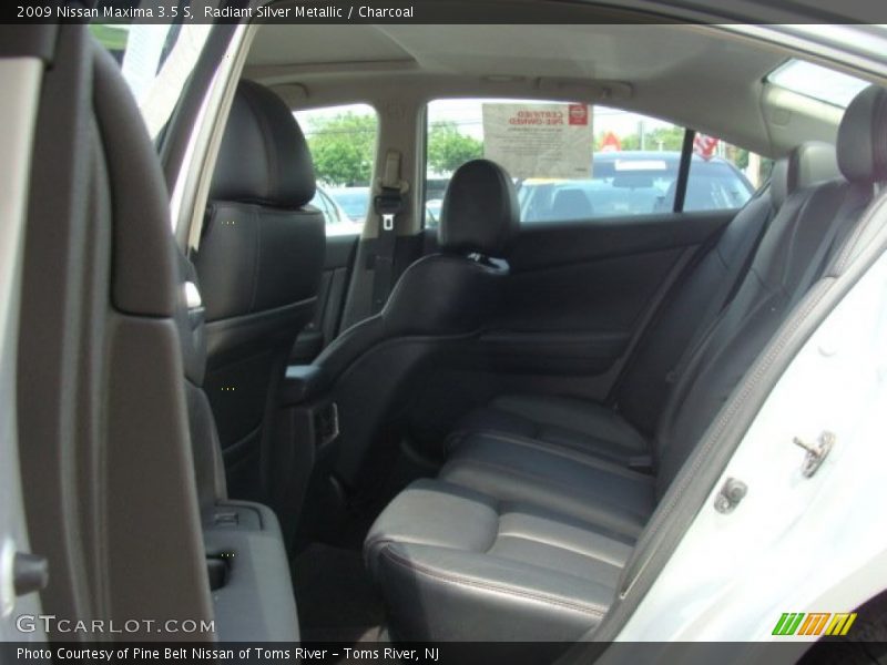 Radiant Silver Metallic / Charcoal 2009 Nissan Maxima 3.5 S