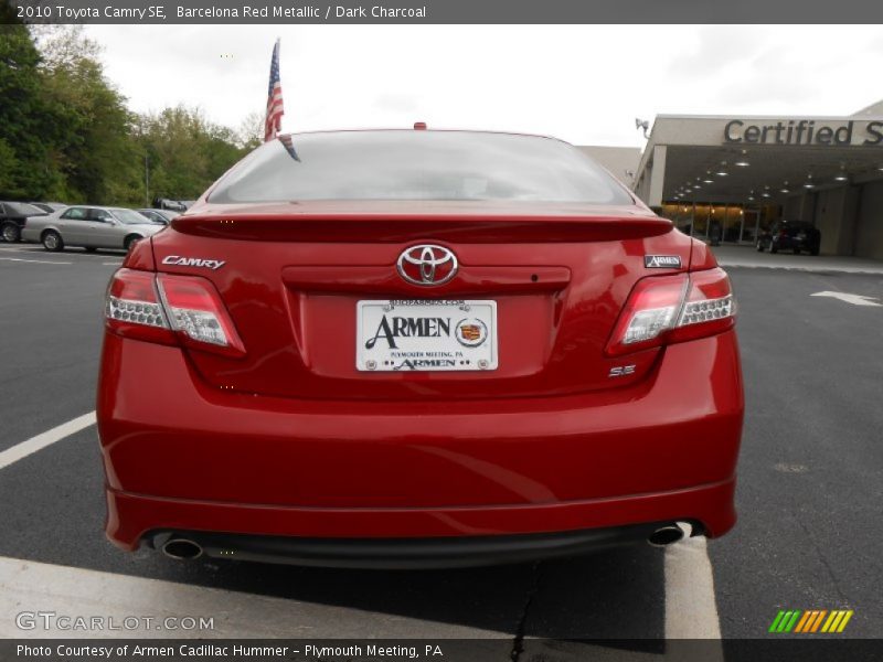 Barcelona Red Metallic / Dark Charcoal 2010 Toyota Camry SE
