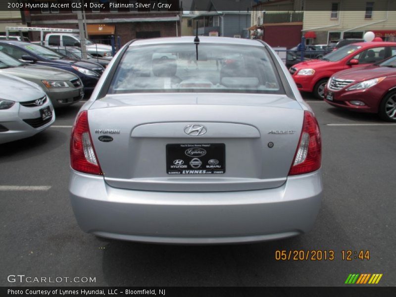 Platinum Silver / Gray 2009 Hyundai Accent GLS 4 Door