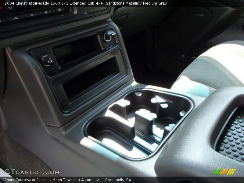 Sandstone Metallic / Medium Gray 2004 Chevrolet Silverado 1500 Z71 Extended Cab 4x4