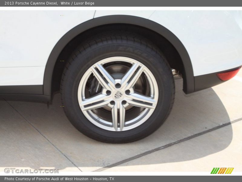White / Luxor Beige 2013 Porsche Cayenne Diesel