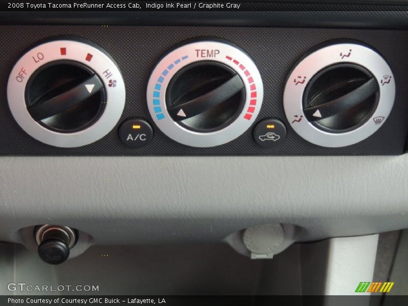 Controls of 2008 Tacoma PreRunner Access Cab