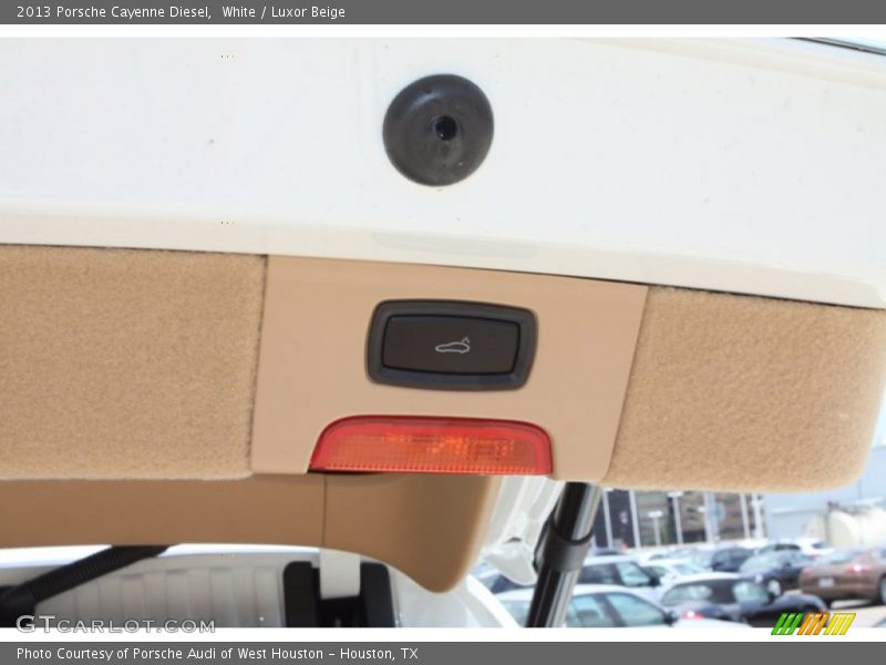 White / Luxor Beige 2013 Porsche Cayenne Diesel