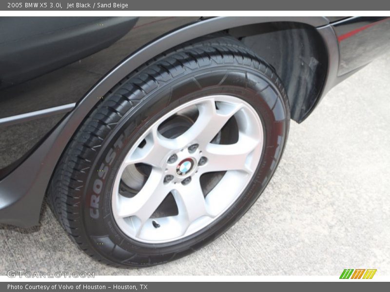 Jet Black / Sand Beige 2005 BMW X5 3.0i