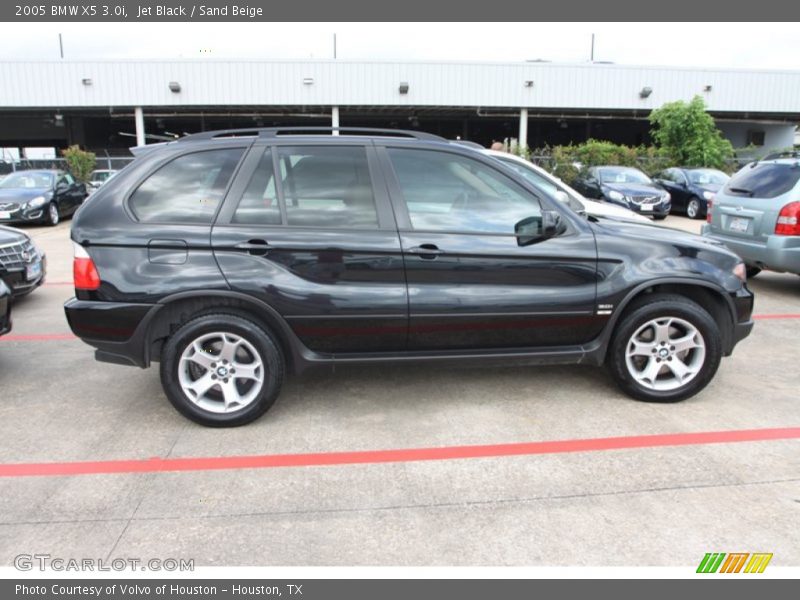 Jet Black / Sand Beige 2005 BMW X5 3.0i