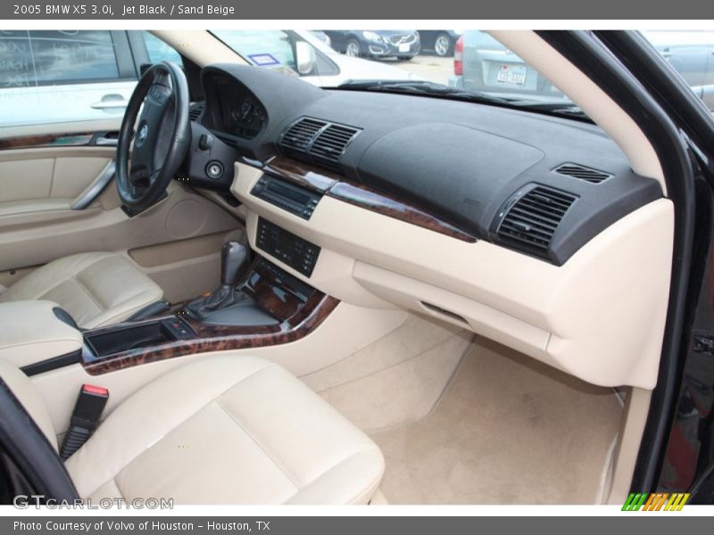 Jet Black / Sand Beige 2005 BMW X5 3.0i
