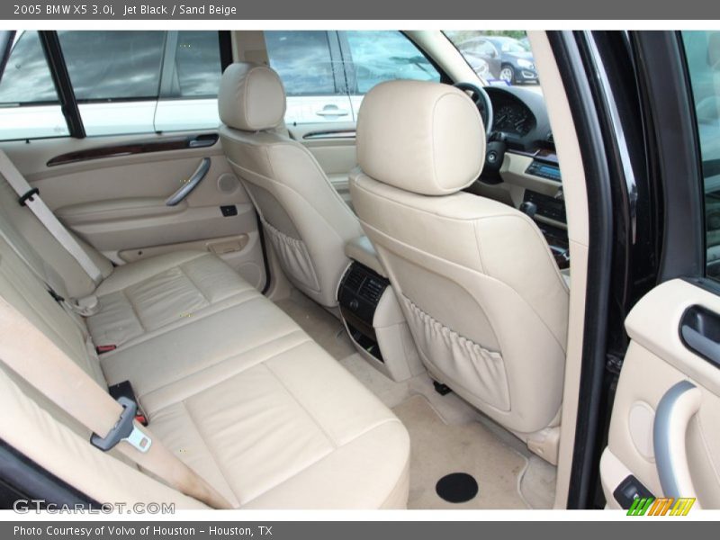 Jet Black / Sand Beige 2005 BMW X5 3.0i