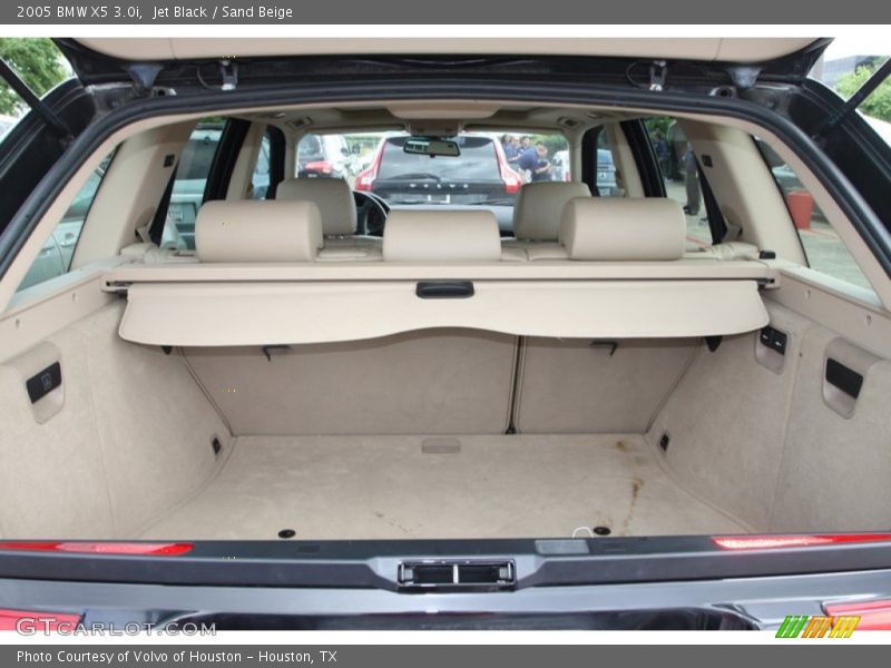 Jet Black / Sand Beige 2005 BMW X5 3.0i