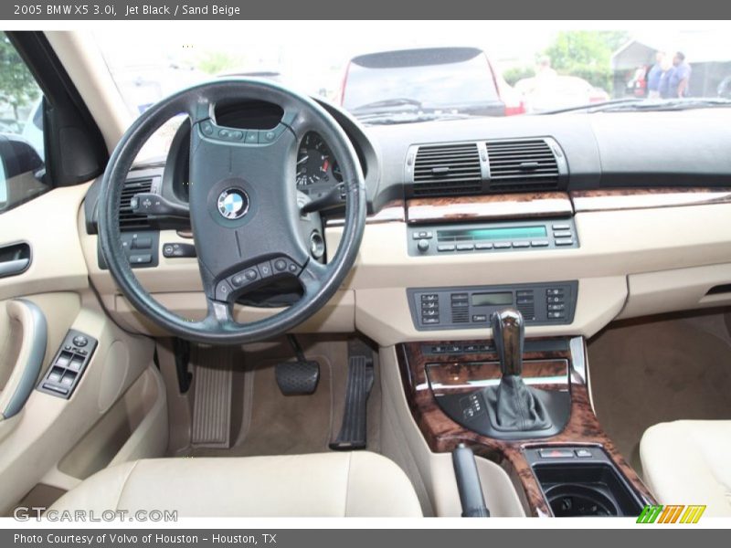 Jet Black / Sand Beige 2005 BMW X5 3.0i