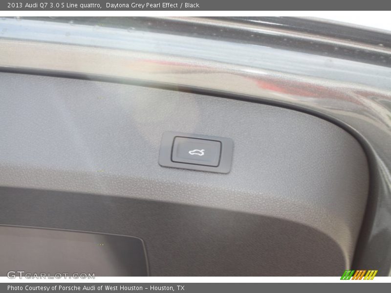 Daytona Grey Pearl Effect / Black 2013 Audi Q7 3.0 S Line quattro