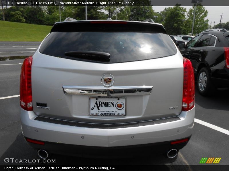 Radiant Silver Metallic / Light Titanium/Ebony 2013 Cadillac SRX Luxury FWD