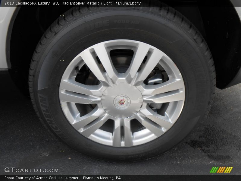 Radiant Silver Metallic / Light Titanium/Ebony 2013 Cadillac SRX Luxury FWD
