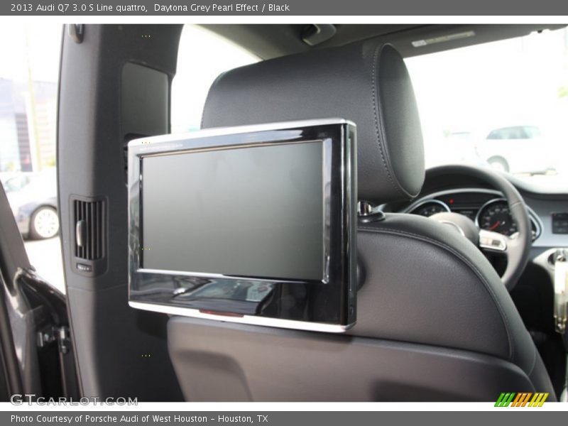 Entertainment System of 2013 Q7 3.0 S Line quattro