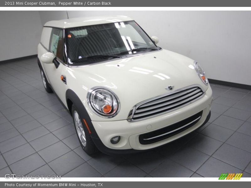 Pepper White / Carbon Black 2013 Mini Cooper Clubman
