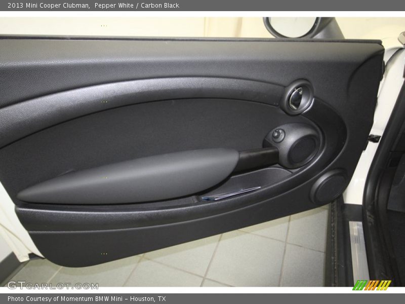 Pepper White / Carbon Black 2013 Mini Cooper Clubman
