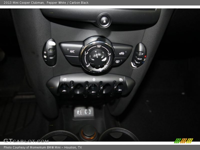 Pepper White / Carbon Black 2013 Mini Cooper Clubman