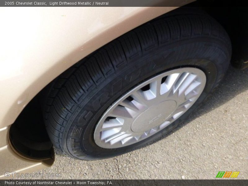 Light Driftwood Metallic / Neutral 2005 Chevrolet Classic