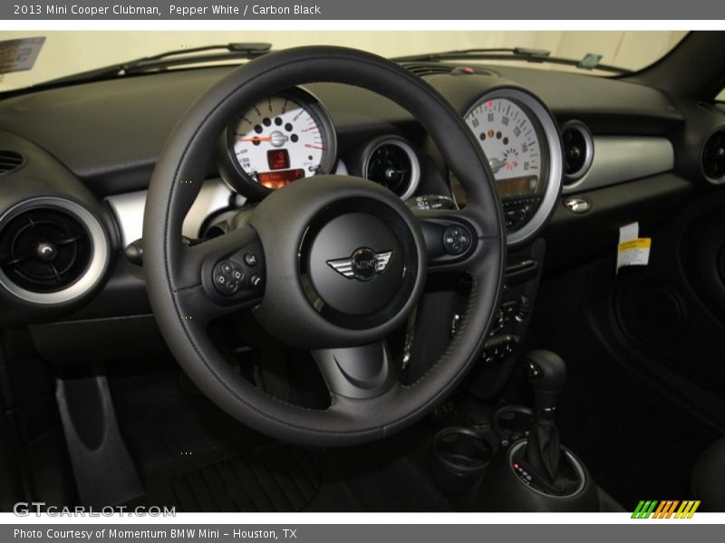Pepper White / Carbon Black 2013 Mini Cooper Clubman