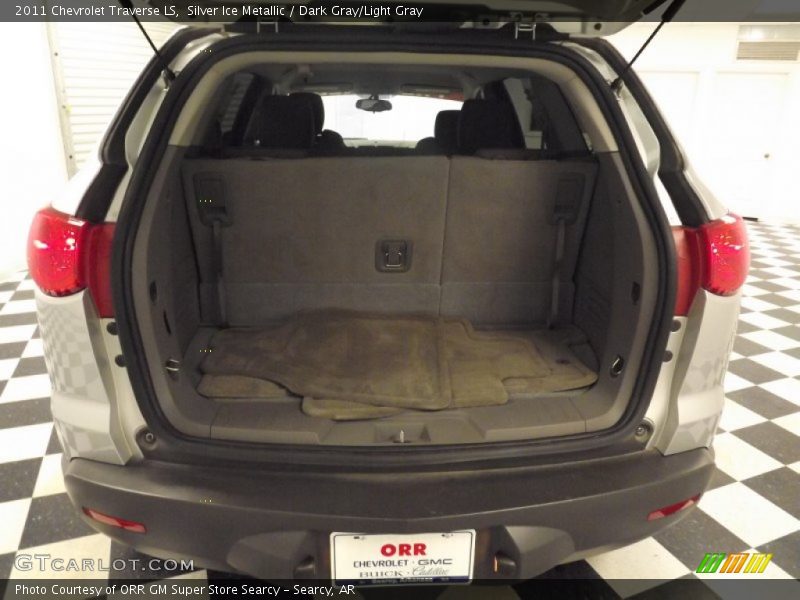 Silver Ice Metallic / Dark Gray/Light Gray 2011 Chevrolet Traverse LS