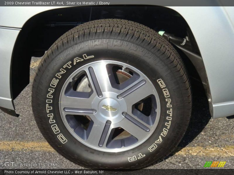 Silver Ice Metallic / Ebony 2009 Chevrolet TrailBlazer LT 4x4