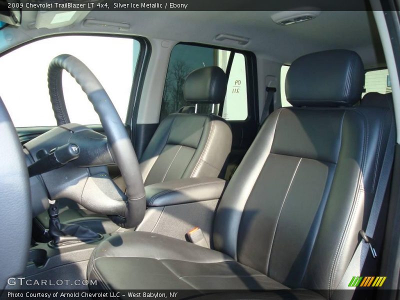 Silver Ice Metallic / Ebony 2009 Chevrolet TrailBlazer LT 4x4