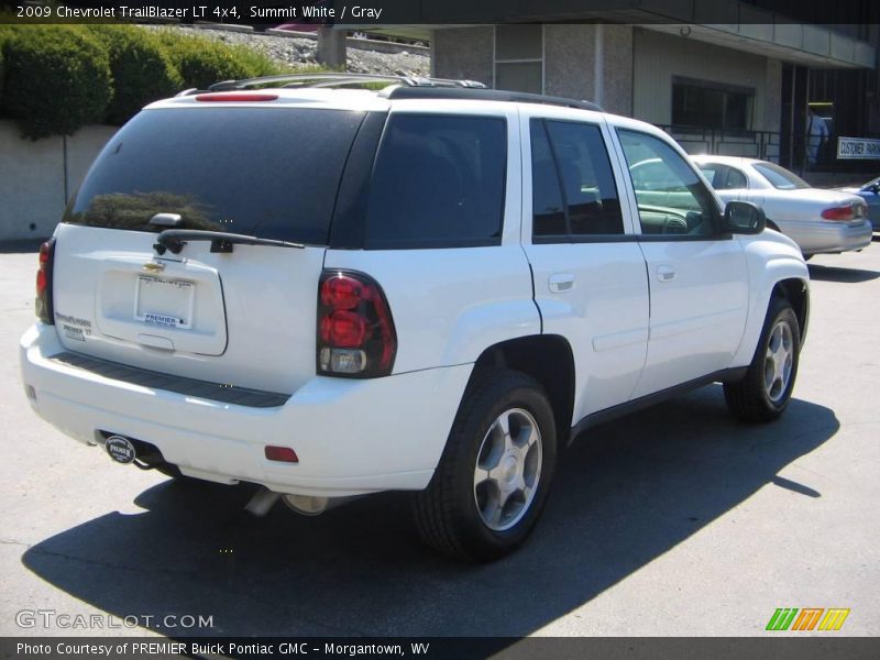 Summit White / Gray 2009 Chevrolet TrailBlazer LT 4x4