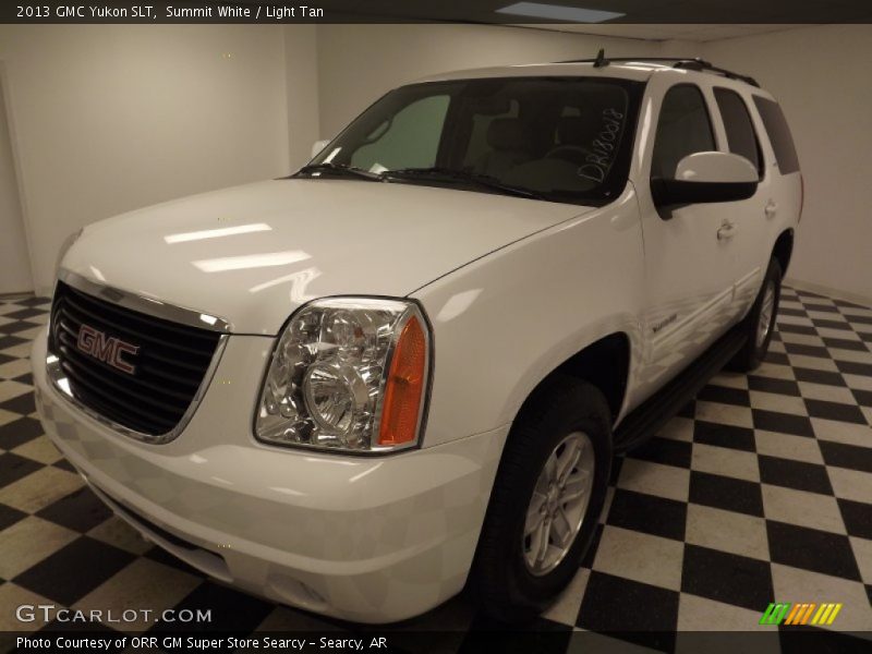Summit White / Light Tan 2013 GMC Yukon SLT