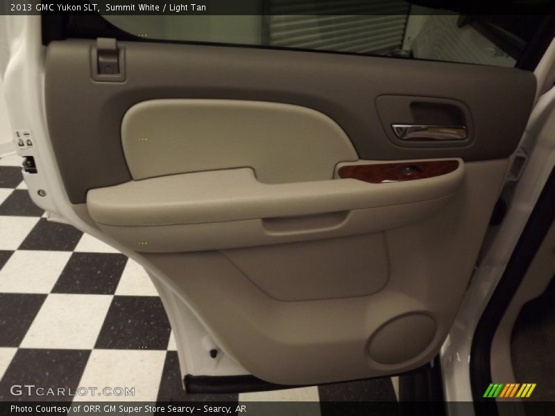 Summit White / Light Tan 2013 GMC Yukon SLT