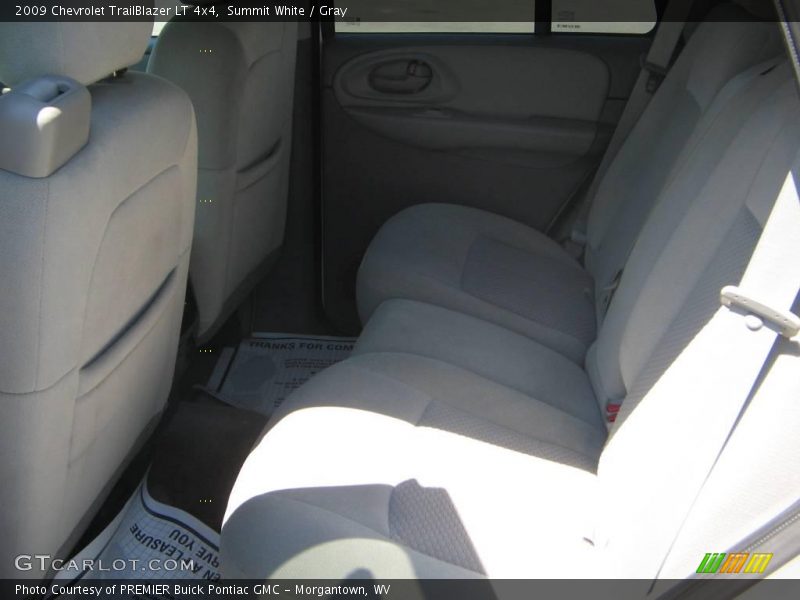 Summit White / Gray 2009 Chevrolet TrailBlazer LT 4x4