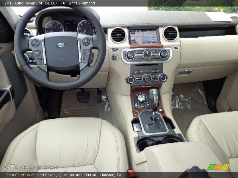 Dashboard of 2013 LR4 HSE LUX