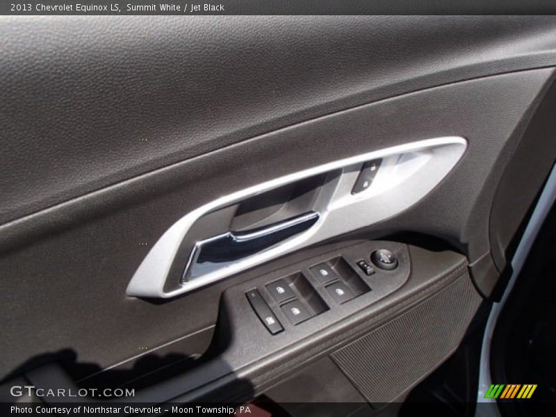 Summit White / Jet Black 2013 Chevrolet Equinox LS