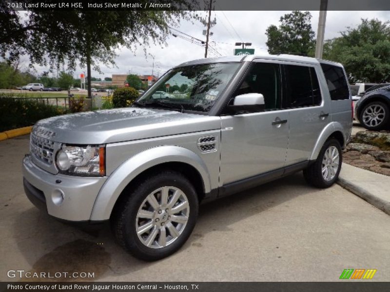 Indus Silver Metallic / Almond 2013 Land Rover LR4 HSE