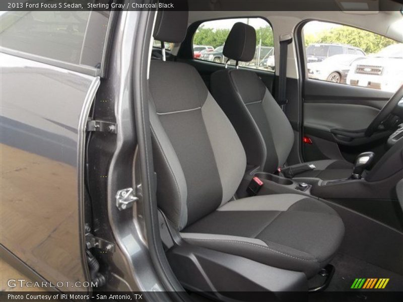 Sterling Gray / Charcoal Black 2013 Ford Focus S Sedan