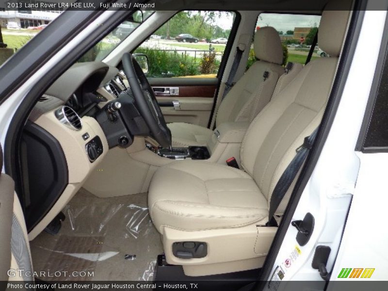  2013 LR4 HSE LUX Almond Interior