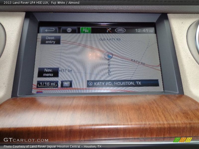 Fuji White / Almond 2013 Land Rover LR4 HSE LUX