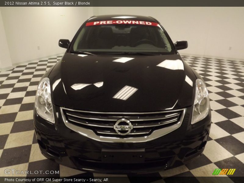 Super Black / Blonde 2012 Nissan Altima 2.5 S