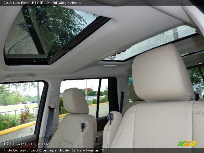Sunroof of 2013 LR4 HSE LUX