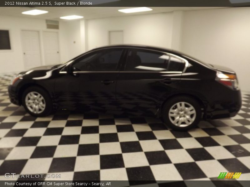 Super Black / Blonde 2012 Nissan Altima 2.5 S